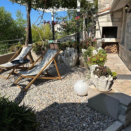 Romantic Stone- Studio Apartman Omiš Exteriör bild