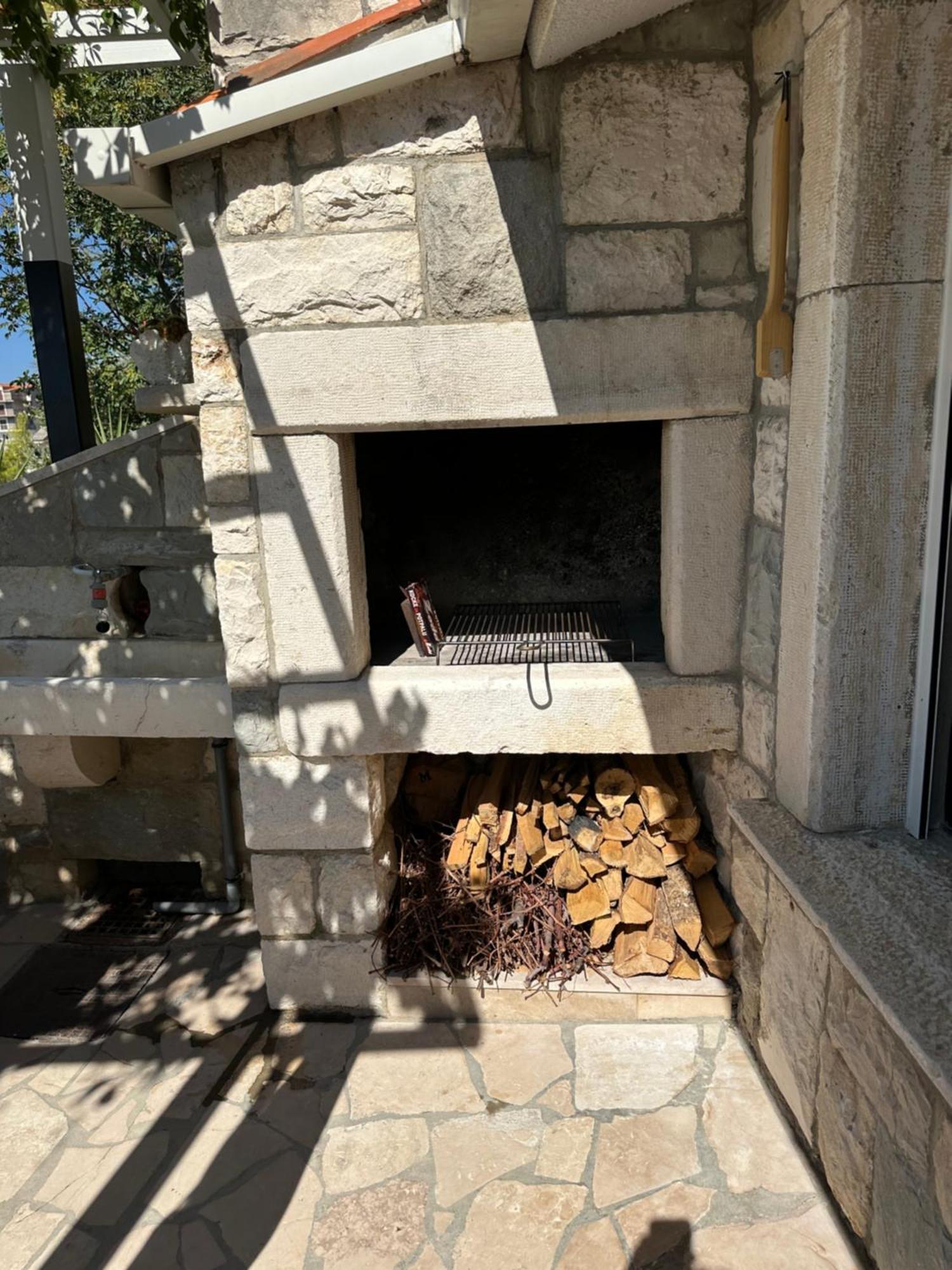 Romantic Stone- Studio Apartman Omiš Exteriör bild